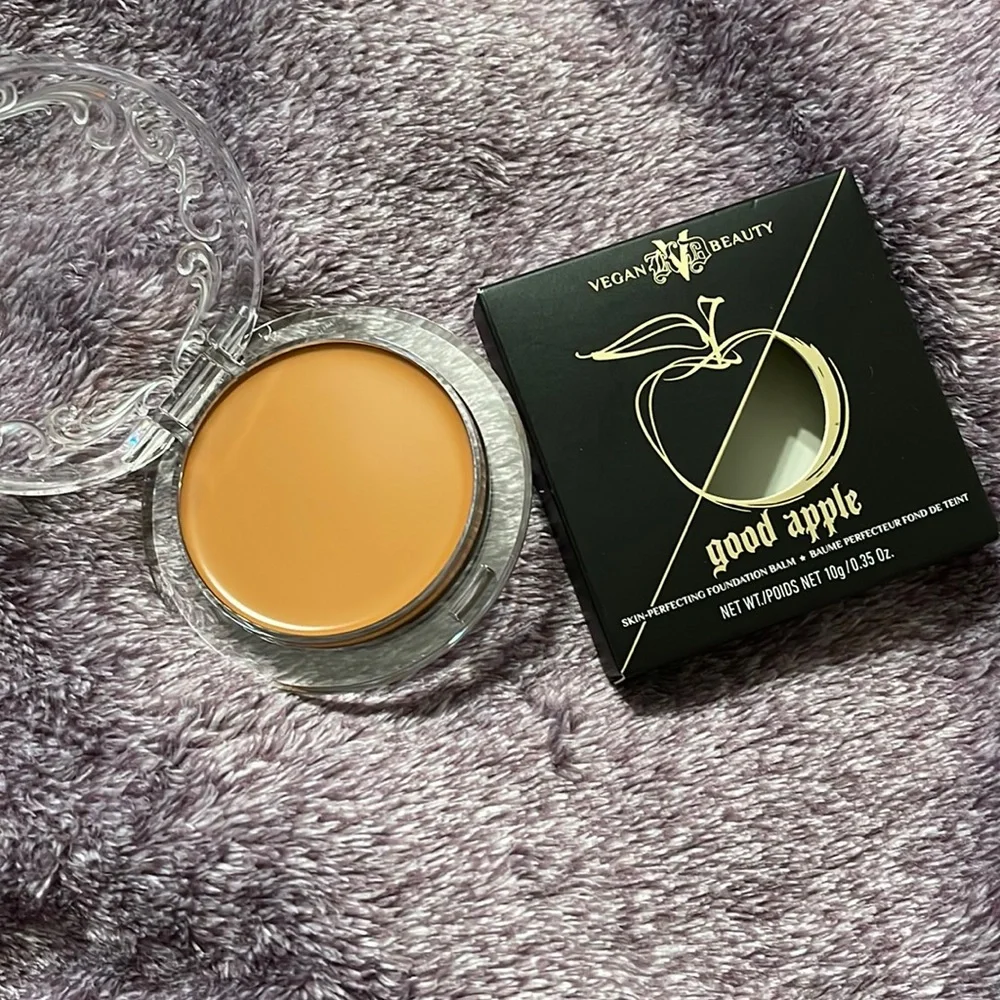 KVD Good Apple Tan 070 Skin-Perfecting Foundation Balm